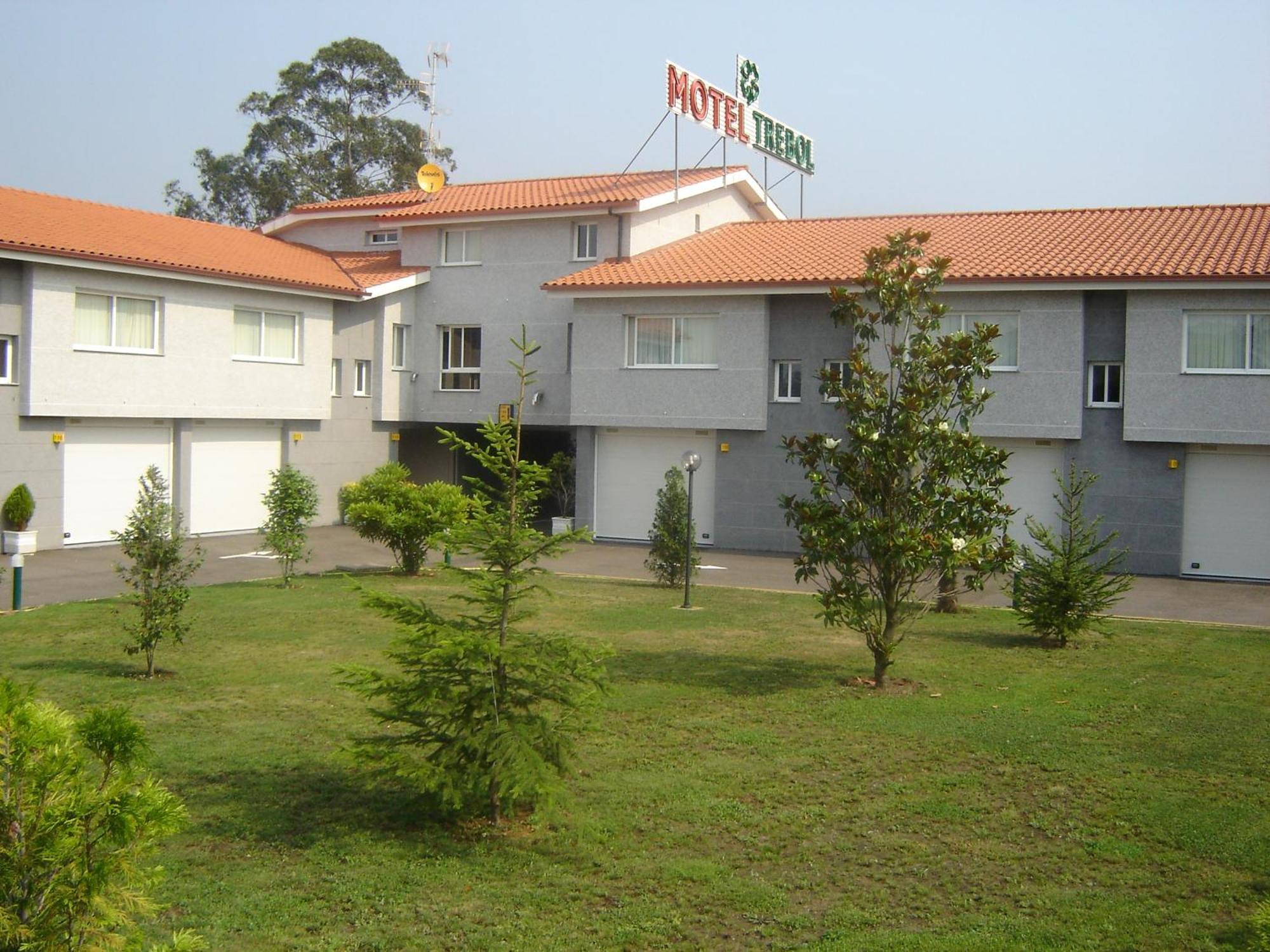 Motel Trebol Tui Εξωτερικό φωτογραφία