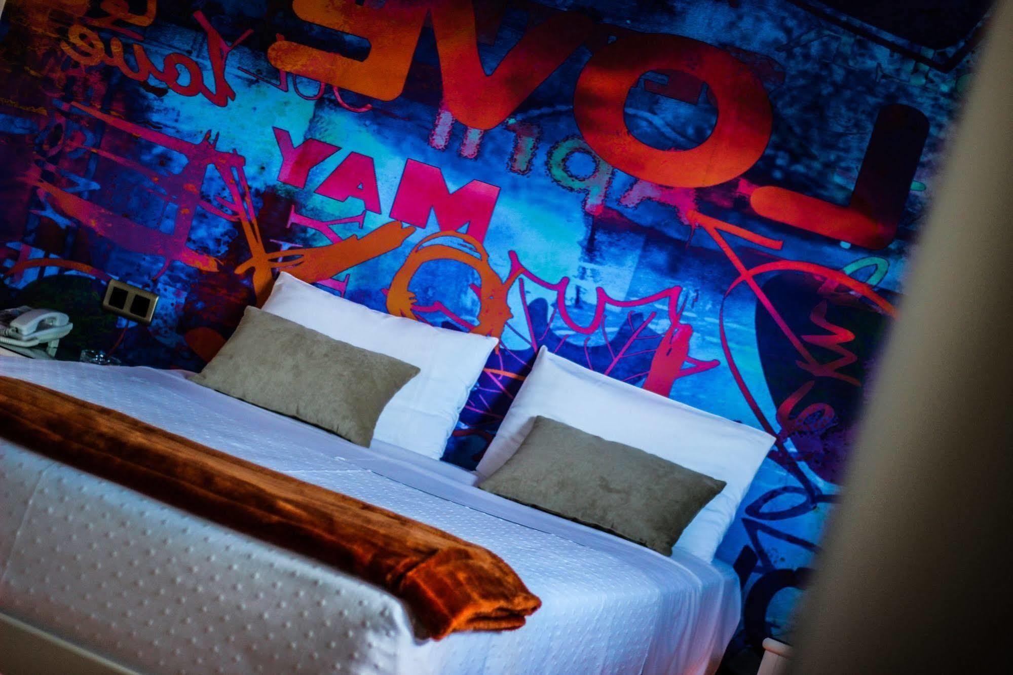Motel Trebol Tui Εξωτερικό φωτογραφία
